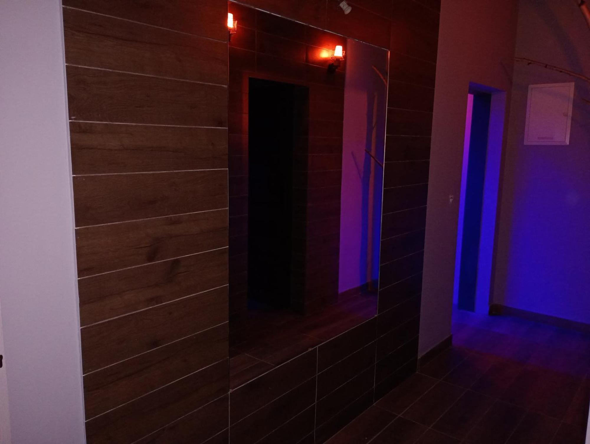 Good Night Noclegi & Strefa Z Sauna I Jacuzzi Ogolnodostepna Lub Na Wylacznosc Czechowice-Dziedzice Eksteriør billede