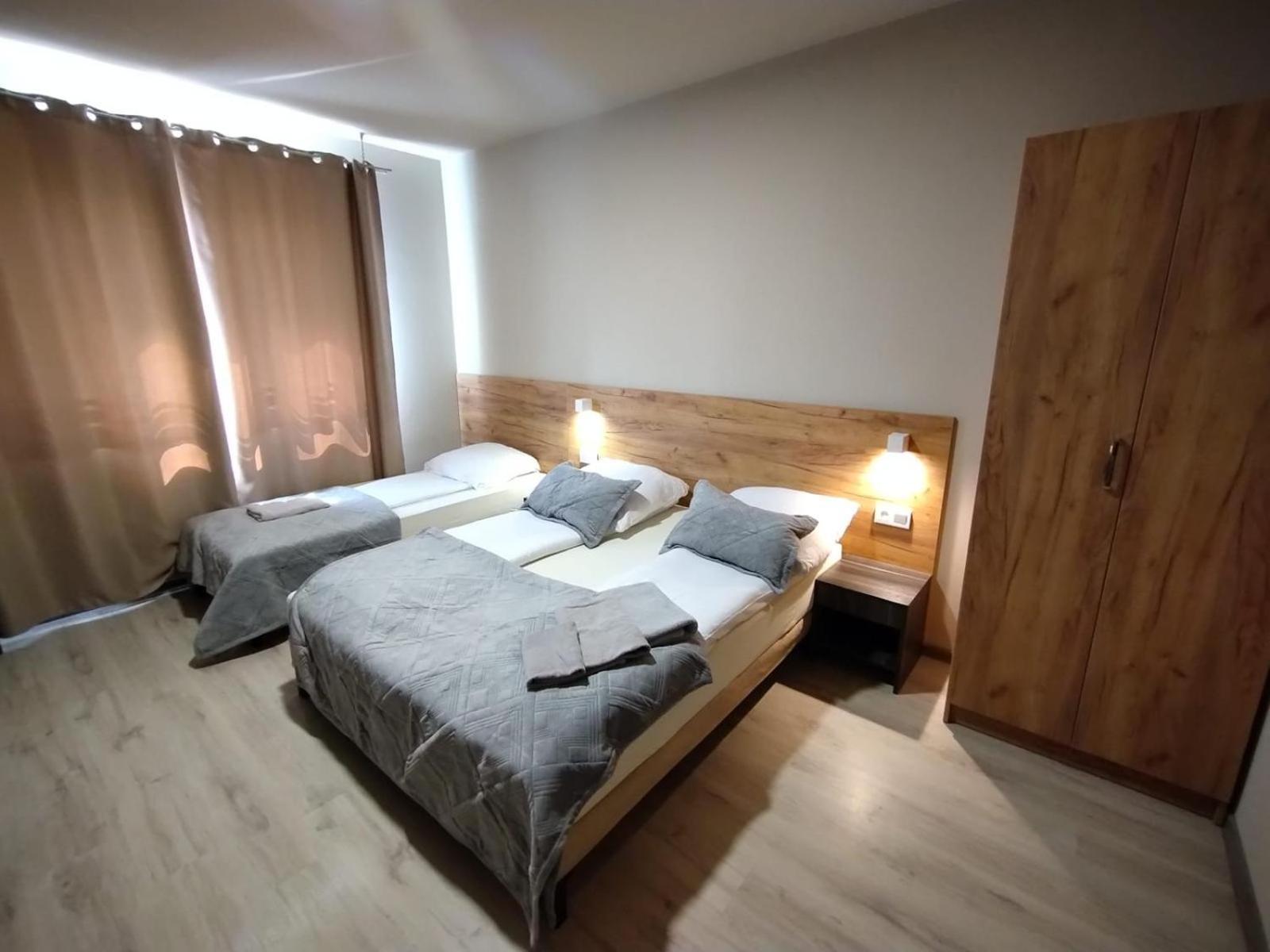Good Night Noclegi & Strefa Z Sauna I Jacuzzi Ogolnodostepna Lub Na Wylacznosc Czechowice-Dziedzice Eksteriør billede